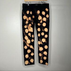 Circle acid wash design black pants